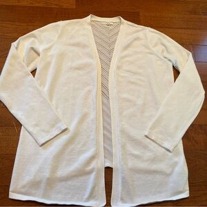 Women’s Maurice’s White Cardigan Size Medium